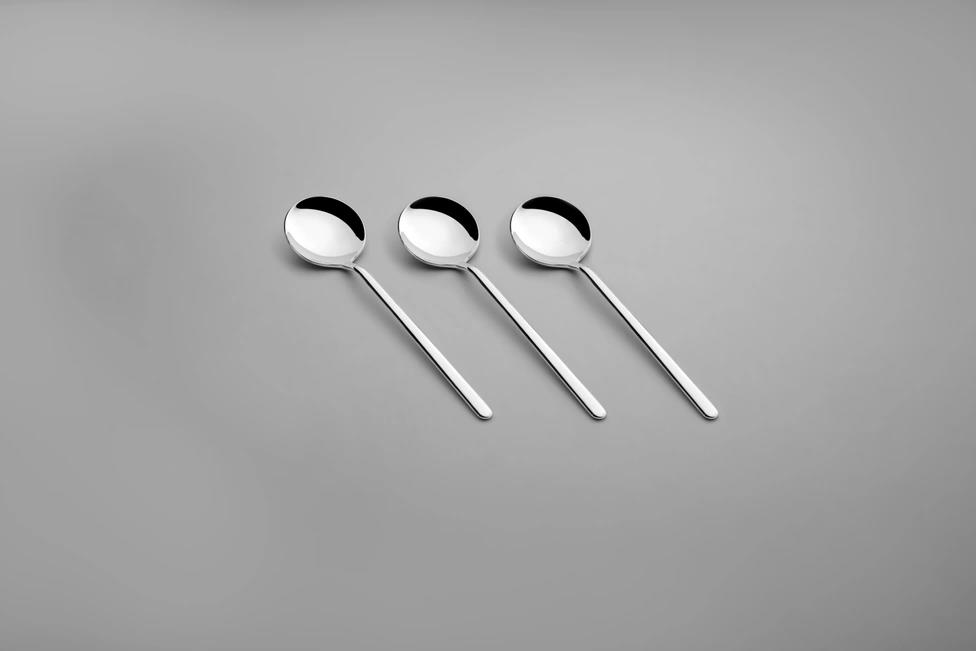 Nehir sofia yemek kaşık ve çatal - 12 parça yemek kaşığı ve çatalı 6+6 Nehir sofia yemek kaşık ve çatal - 12 parça yemek kaşığı ve çatalı 6+6